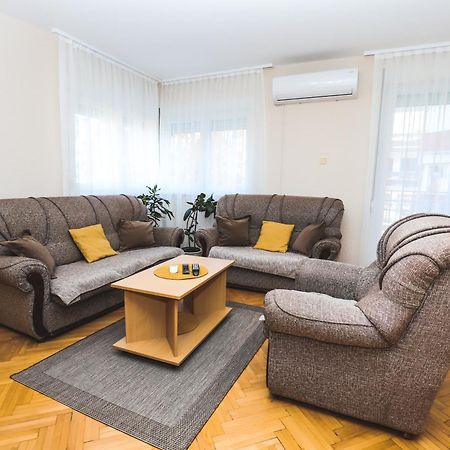Lotus Apartment วรินรัชกา บานยา ภายนอก รูปภาพ