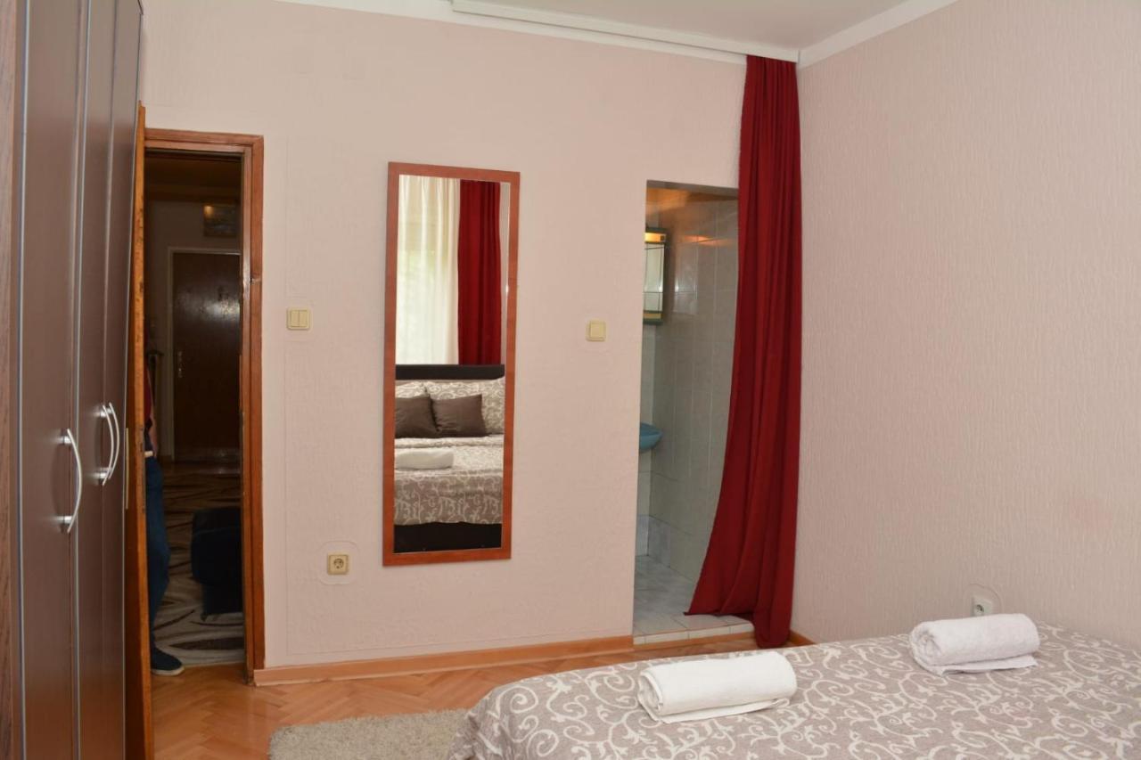 Lotus Apartment วรินรัชกา บานยา ภายนอก รูปภาพ