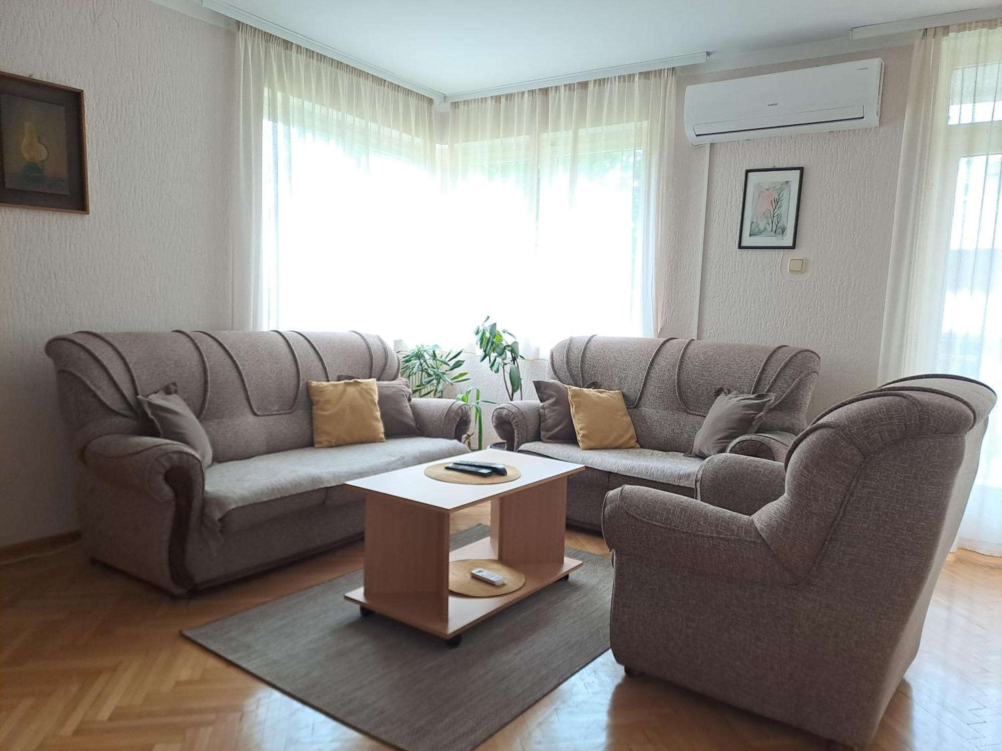 Lotus Apartment วรินรัชกา บานยา ภายนอก รูปภาพ