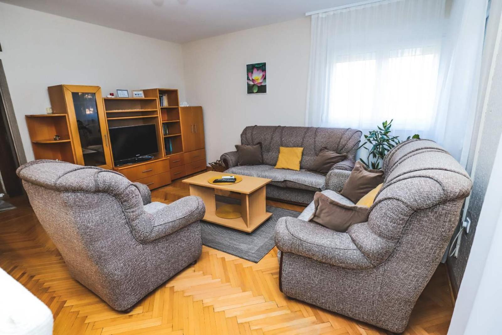 Lotus Apartment วรินรัชกา บานยา ภายนอก รูปภาพ