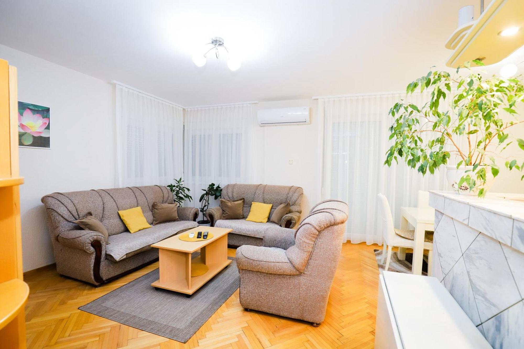 Lotus Apartment วรินรัชกา บานยา ภายนอก รูปภาพ