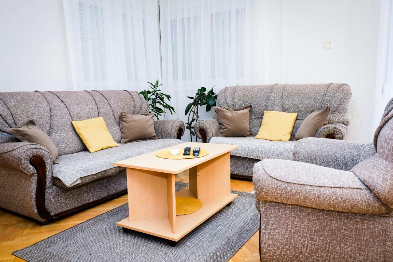 Lotus Apartment วรินรัชกา บานยา ภายนอก รูปภาพ