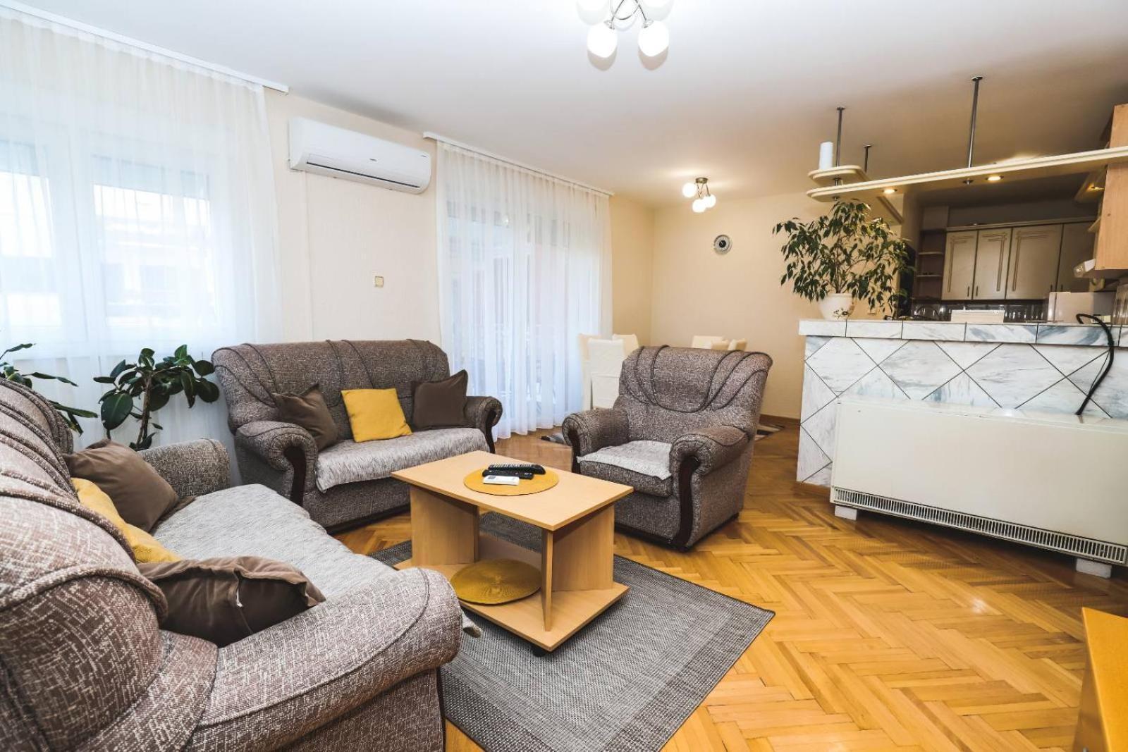 Lotus Apartment วรินรัชกา บานยา ภายนอก รูปภาพ